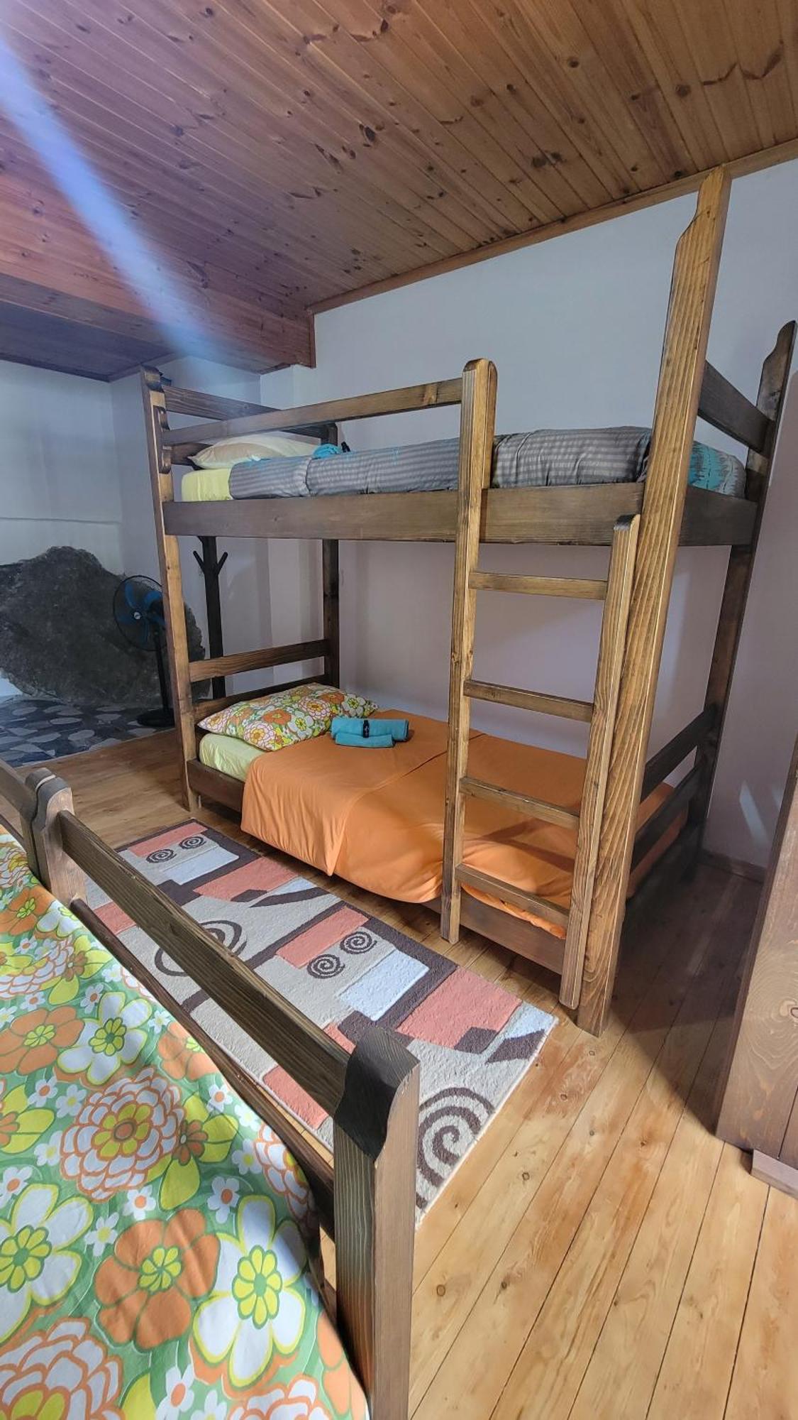 בראט Guest House Mangalem מראה חיצוני תמונה