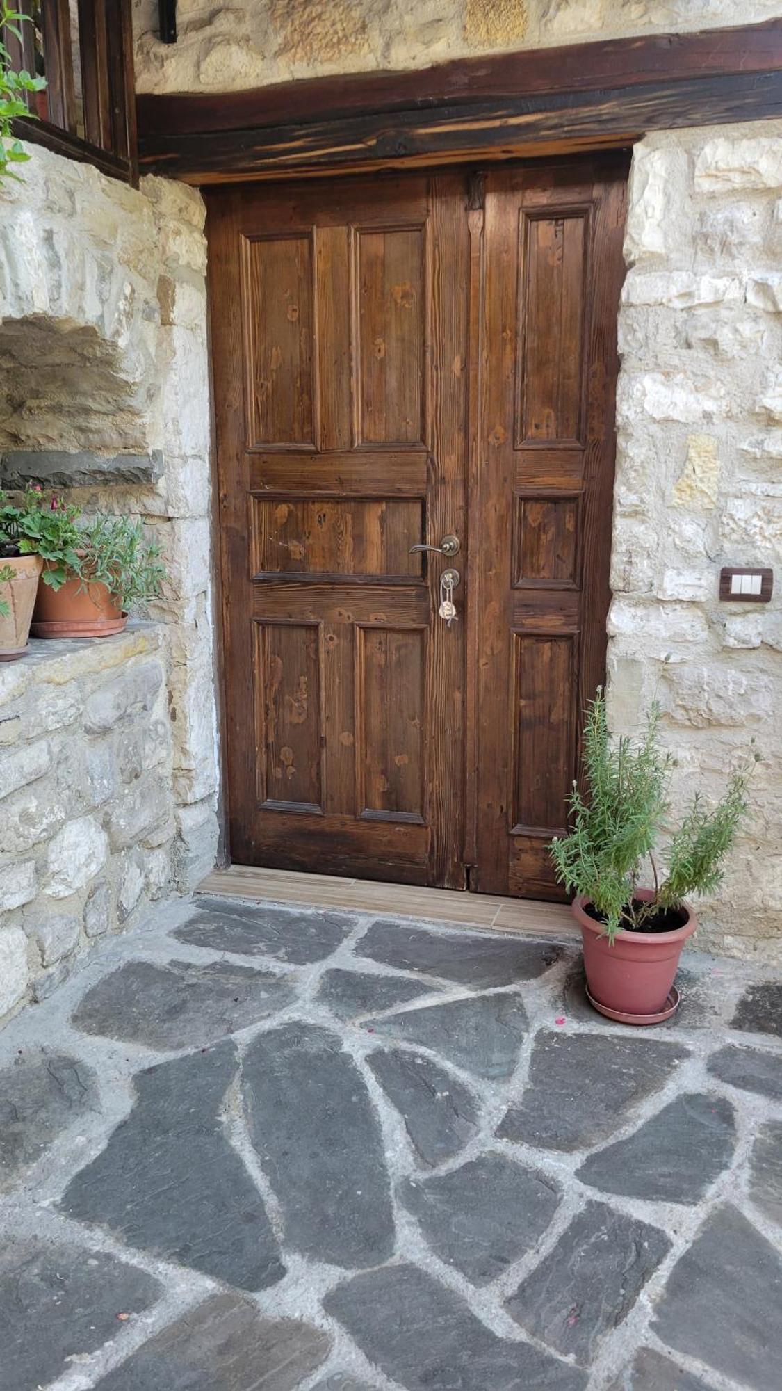 בראט Guest House Mangalem מראה חיצוני תמונה